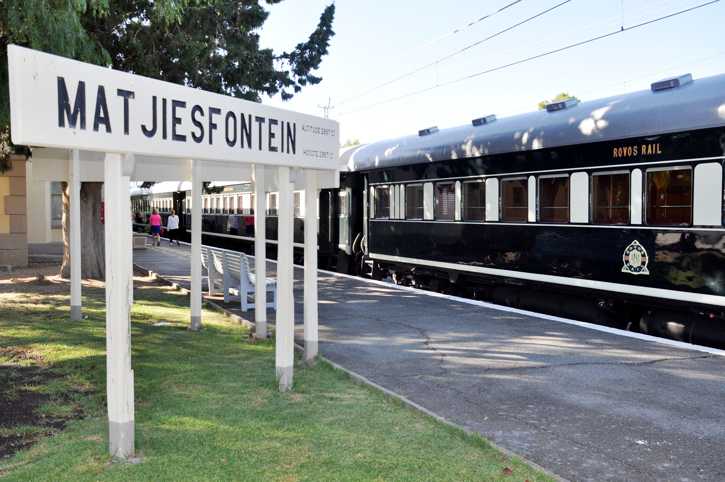 aa - Majiesfontein platform - ANW edited small.jpg